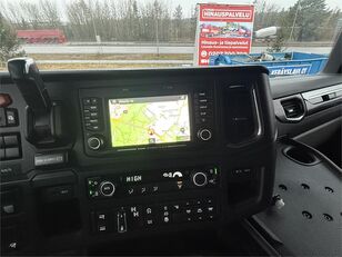 Scania R540 8X4 hook lift truck for sale - Image 21 | Autoline CA Scania R540 8X4 hook lift truck | Image 21 - Autoline