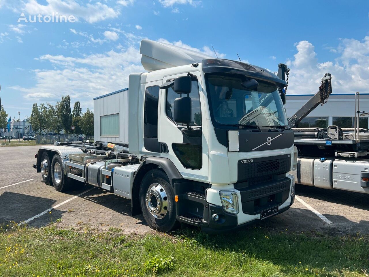 Volvo FE 320 lastväxlare lastbil