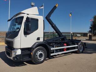 Volvo FE 320 cami&oacute;n con gancho