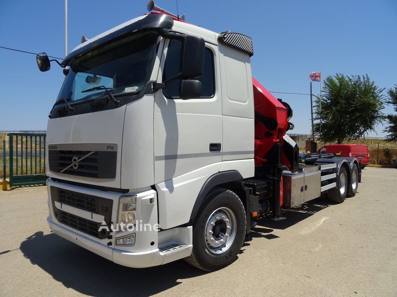 تریلی دارای بالابر قلابی Volvo FH 13 500