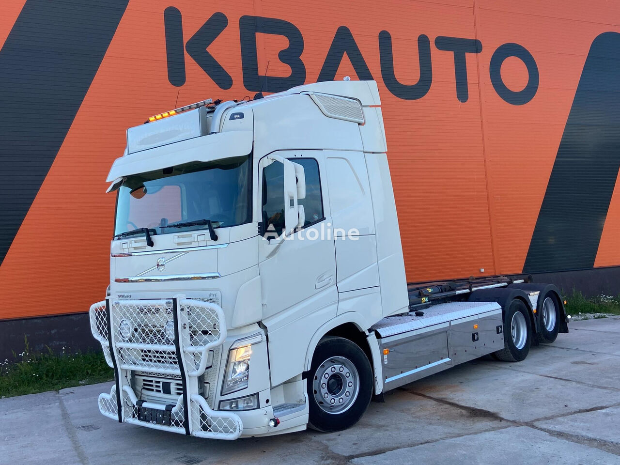 Volvo FH 540 6x4 RETARDER / TANDEM AXLE LIFT / JOAB L20 ton / L=5600 m kamion s kukom