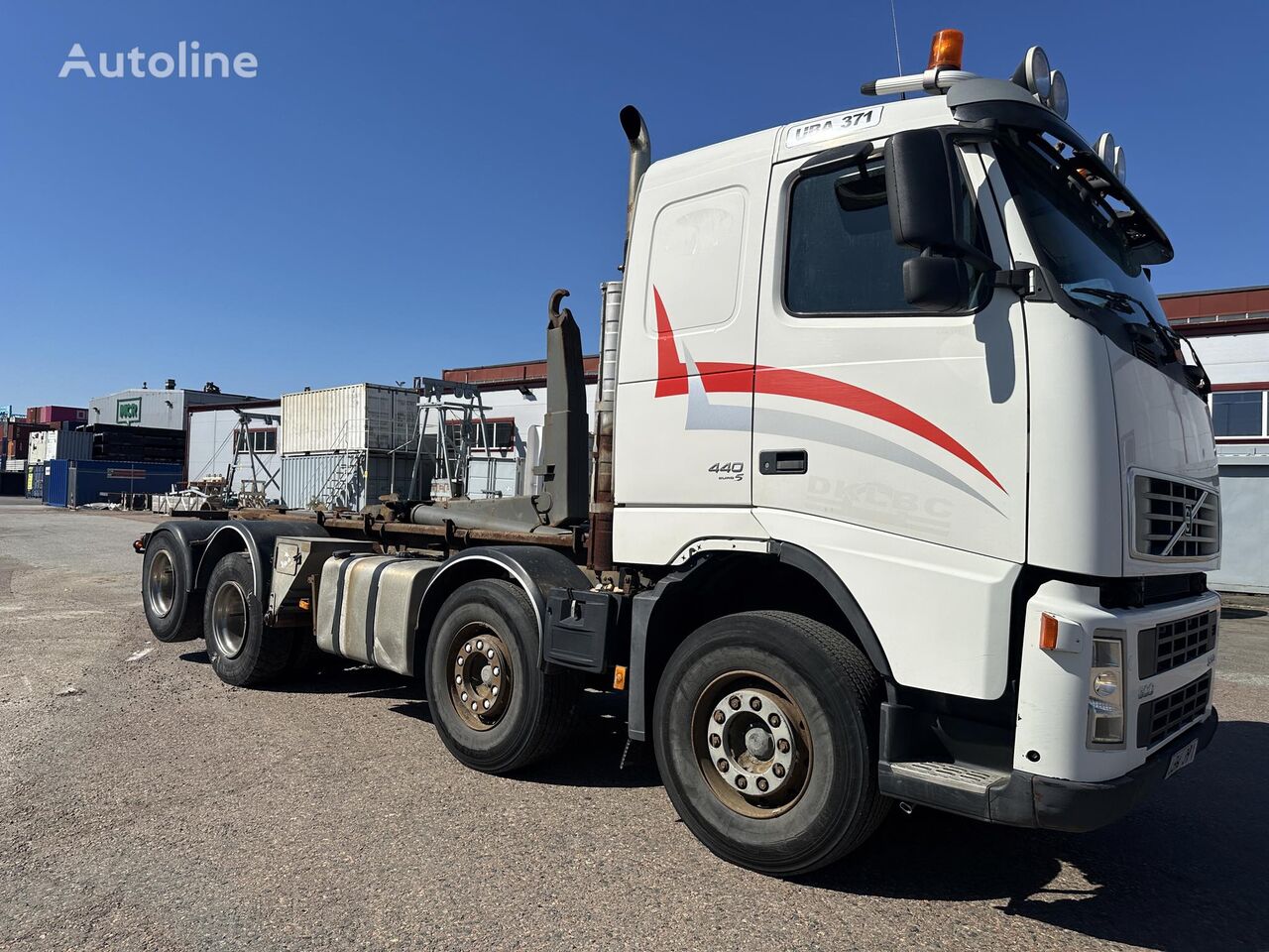 Volvo FH12 hook lift truck