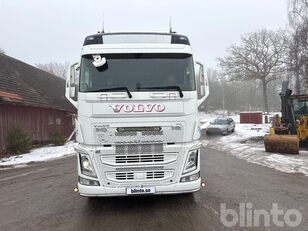 cami&atilde;o polibenne Volvo FH13