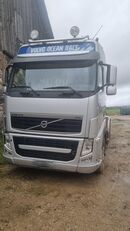 Volvo FH500 hook lift truck