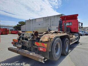 camion cu cârlig Volvo FM