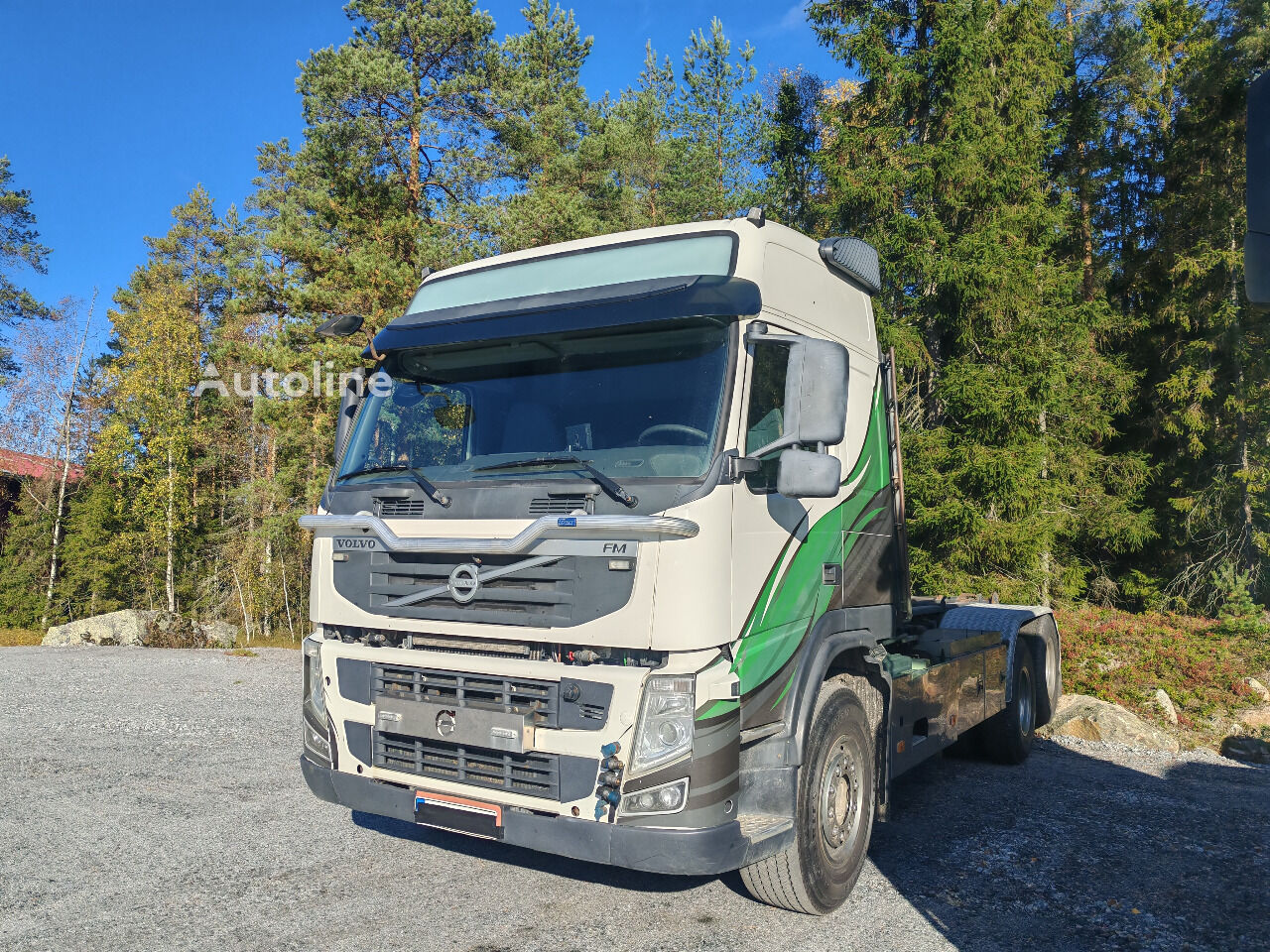 تریلی دارای بالابر قلابی Volvo FM - Autoline
