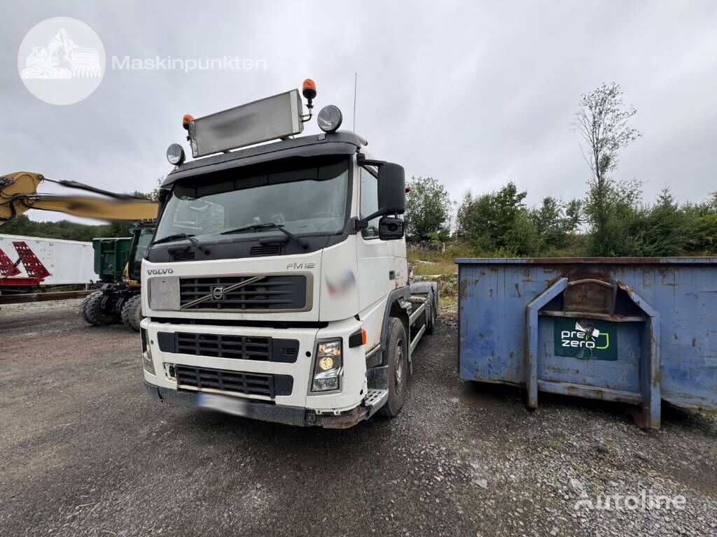 Volvo FM 12 420 kravas automašīna pacēlājs ar āķi