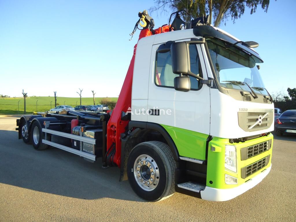 Volvo FM 370 camión con gancho