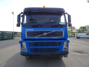 Volvo FM 400 hook lift truck