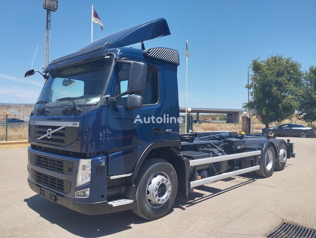 Volvo FM 410 hook lift truck