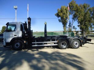 تریلی دارای بالابر قلابی Volvo FM 410