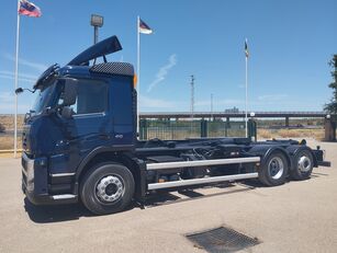 Volvo FM 410 hook lift truck