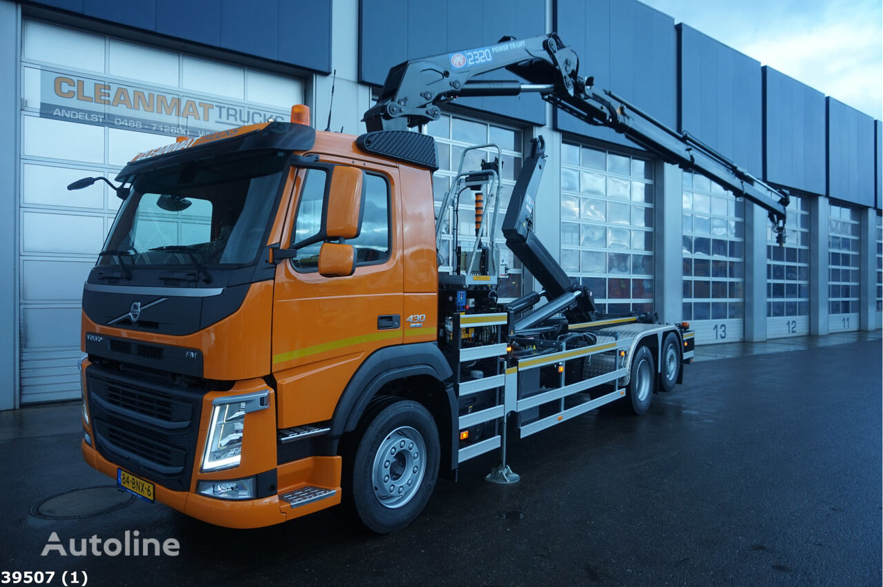 camion ampliroll Volvo FM 440 HMF 23 ton/meter laadkraan