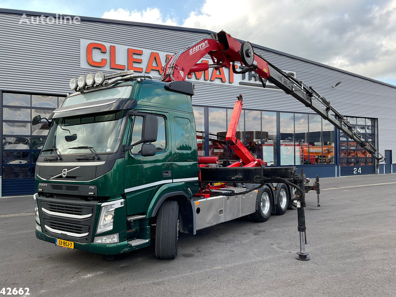 Volvo FM 460 8x4 TRIDEM Euro 6 32 Tonmeter laadkraan Abrollkipper