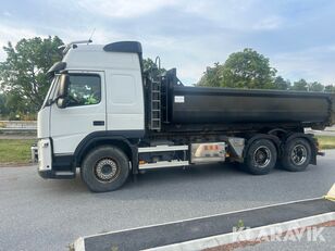 Volvo FM 6x2 cami&oacute;n con gancho