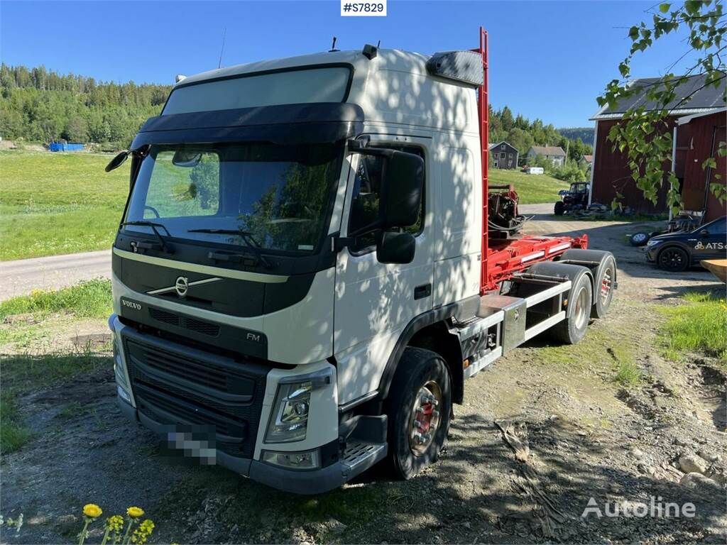 camion ampliroll Volvo FM460