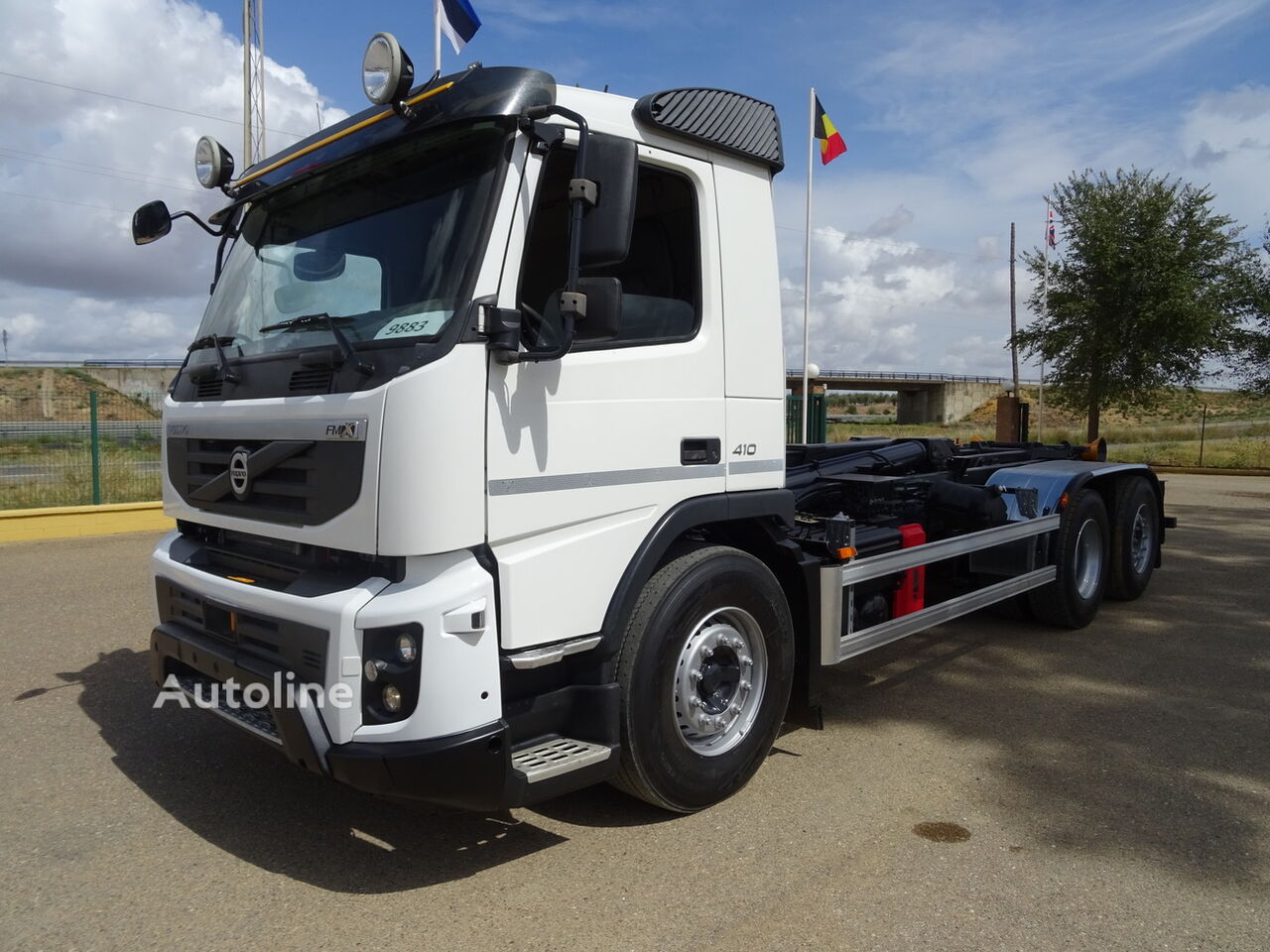 Volvo FMX 410 camión con gancho