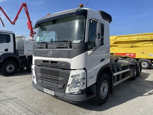 nový hákový nosič kontejnerů Volvo FMX 460