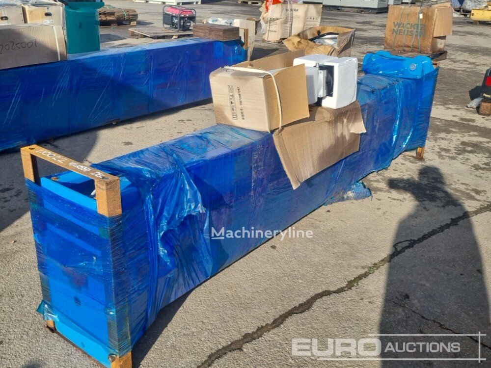 Pont élévateur à 2 colonnes Bisontek BTL-4000BM à vendre | Machineryline CA Pont élévateur à 2 colonnes Bisontek BTL-4000BM neuf - Machineryline