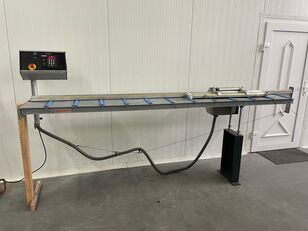 machine pour la fabrication de fenêtres UPVC Elumatec EMA 201