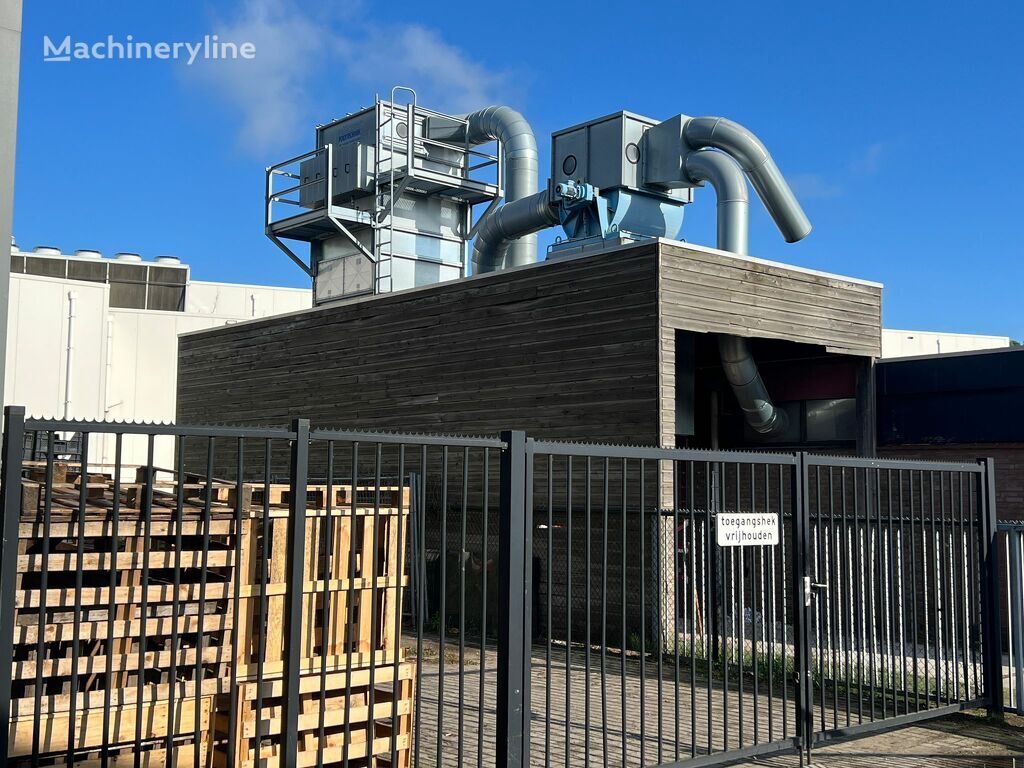 Höcker Polytechnik Afzuiginstallatie met brikettenpers, afzuiging hout Höcker Polyt máquina briquetadora