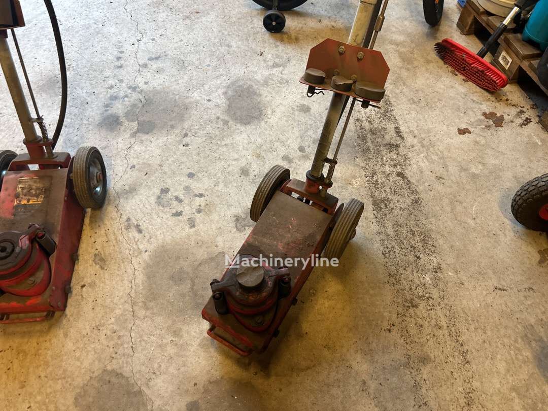 Lastebil jekk på trykkluft car jack for sale | Machineryline UG Lastebil jekk på trykkluft car jack - Machineryline