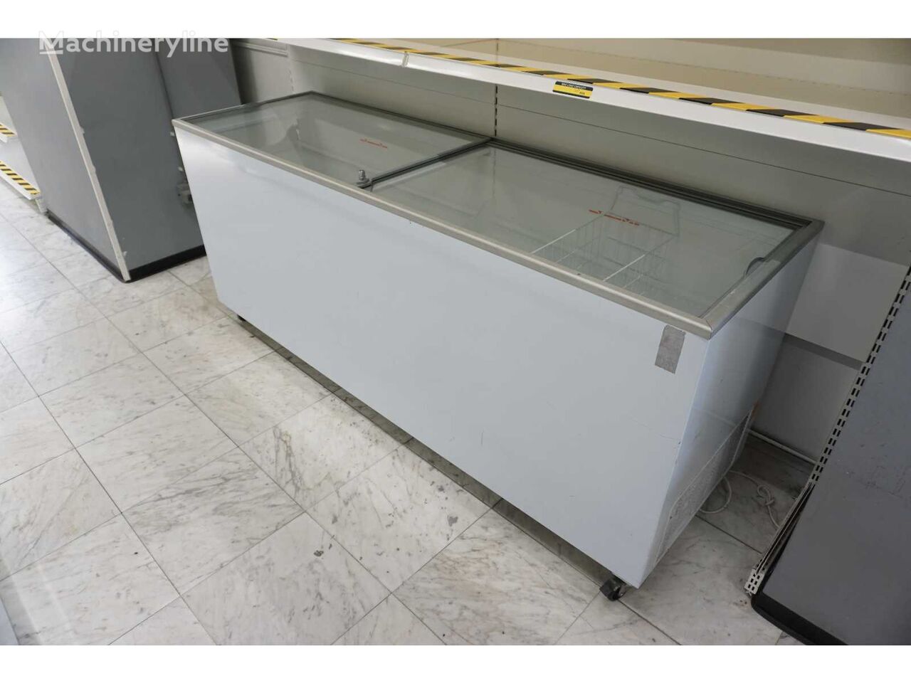 Ugur UDD 600 SC commercial freezer