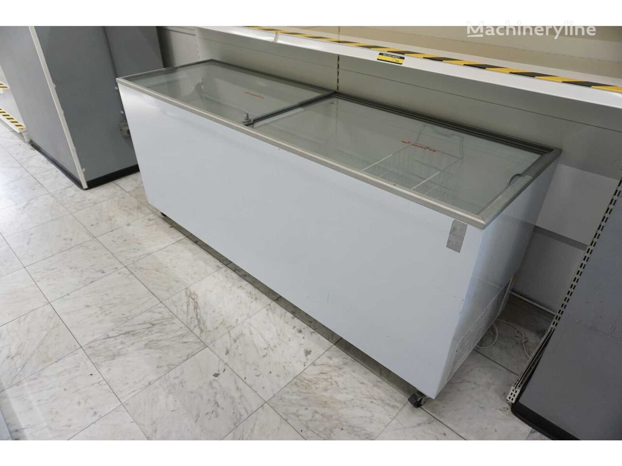 Ugur UDD 600 SC commercial freezer