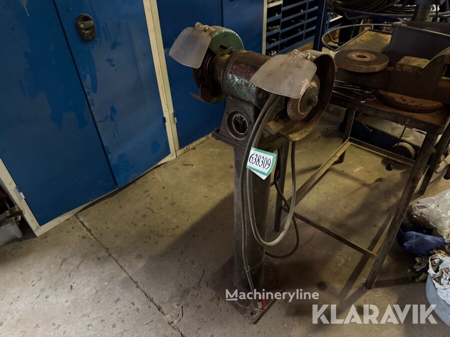 DEA 7091 cylindrical grinding machine for sale | Machineryline CA DEA 7091 cylindrical grinding machine - Machineryline