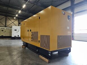nieuw Caterpillar 250 kVA 200 kW trifazic uz intensiv stoc 24 luni garanție dieselaggregaat