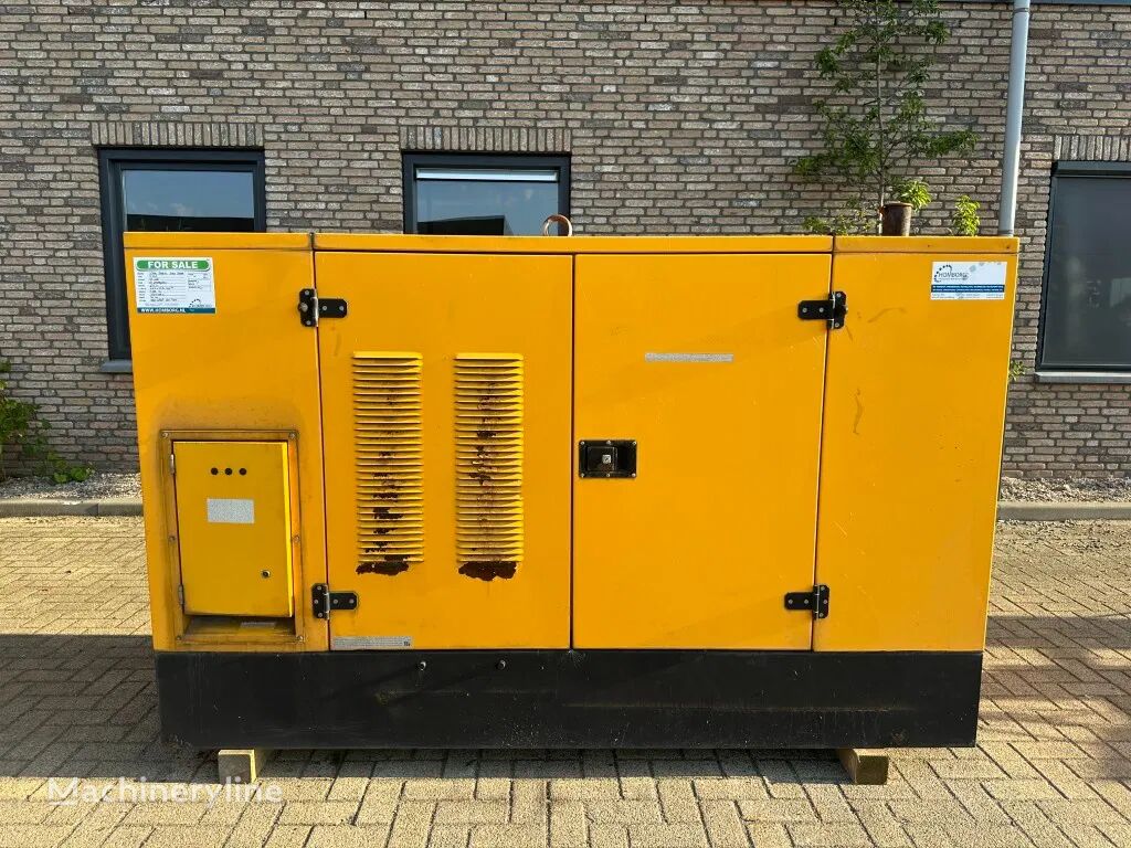 SDMO Perkins Leroy Somer 40 kVA Silent generatorset ex Emergency 221  dieselgenerator