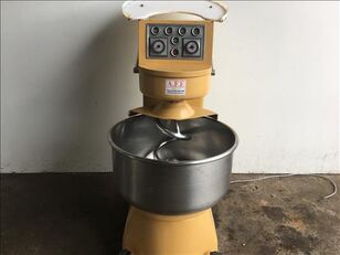 NNP Teigknetmaschine