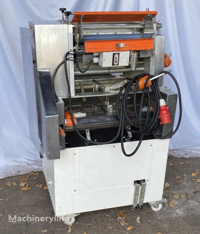 Universum 40/60 EZ dough sheeter