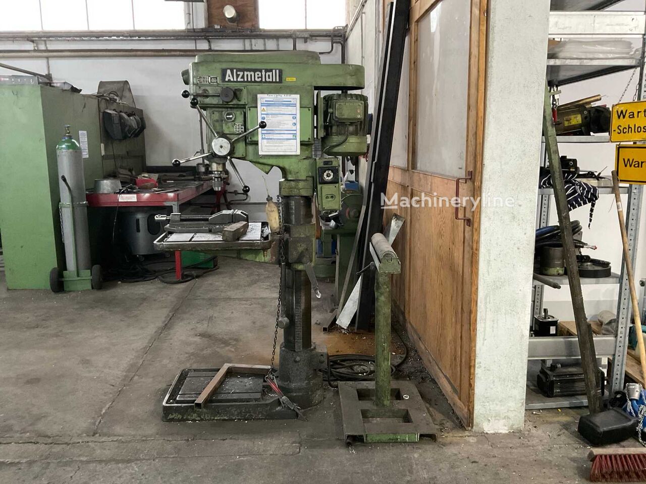 Alzmetall AB 4 drilling machine