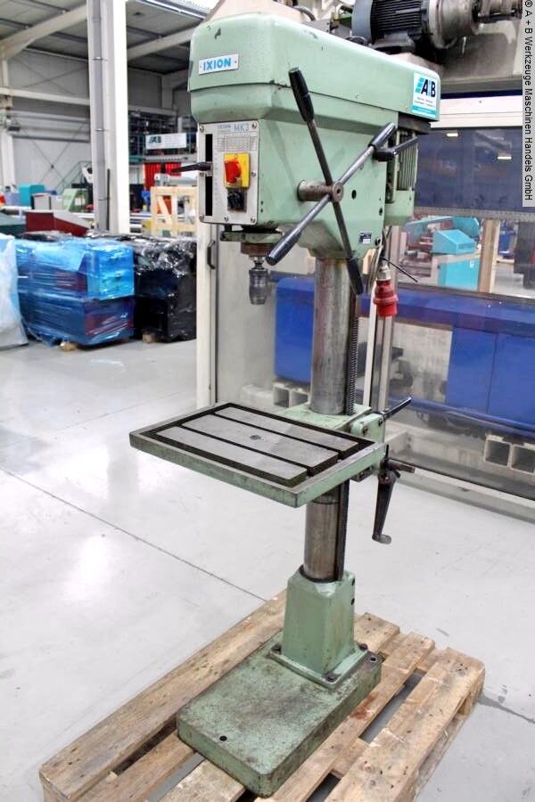 Maxion BS MK 3 drilling machine