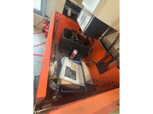 Myytävät Charmilles Roboform 40U kipinätyöstökone - Kuva 5 | Machineryline FI Charmilles Roboform 40U kipinätyöstökone | Kuva 5 - Machineryline