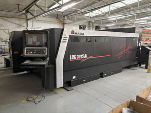 آلة قطع ألياف الليزر Amada LCG 3015 AJ