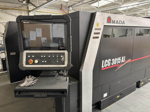 آلة قطع ألياف الليزر Amada LCG 3015 AJ