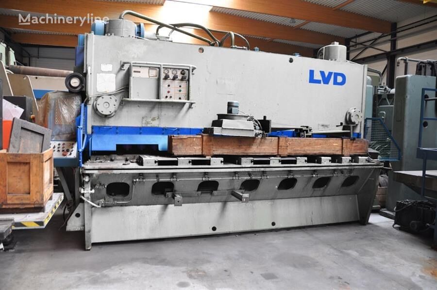 гильотинные ножницы LVD 4050 x 20 mm