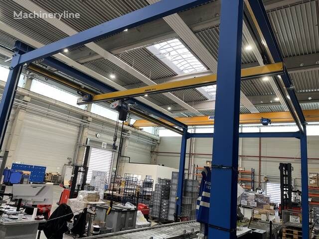 2016 Electric Repacking Facility w/Gantry Crane envasadora horizontal