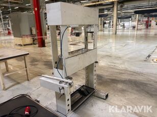 MKH HPR 40 hydraulic press
