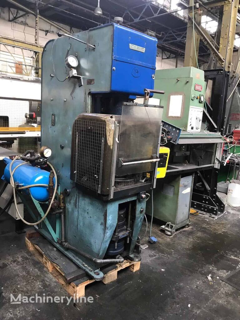 Norton hydraulic press