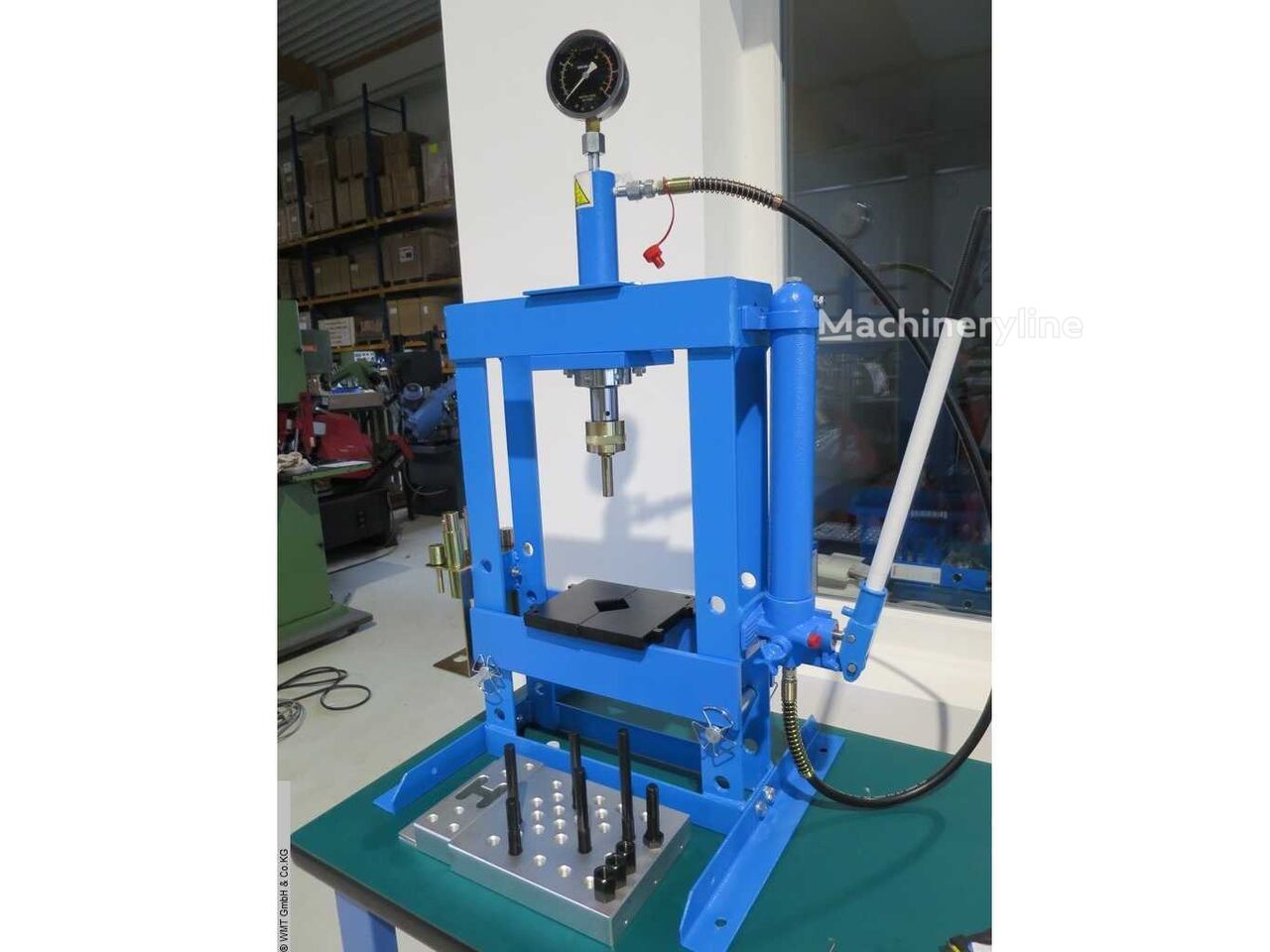 WMT P 10 hydraulic press - Machineryline