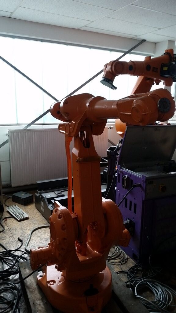 ABB Robotics Roboter IRB 2400/16 S4C M98 robot industrial