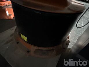 بيع روبوت صناعي KUKA KR 500 R2830 MT / FLR - صورة 11 | Machineryline QA روبوت صناعي KUKA KR 500 R2830 MT / FLR | صورة 11 - Machineryline