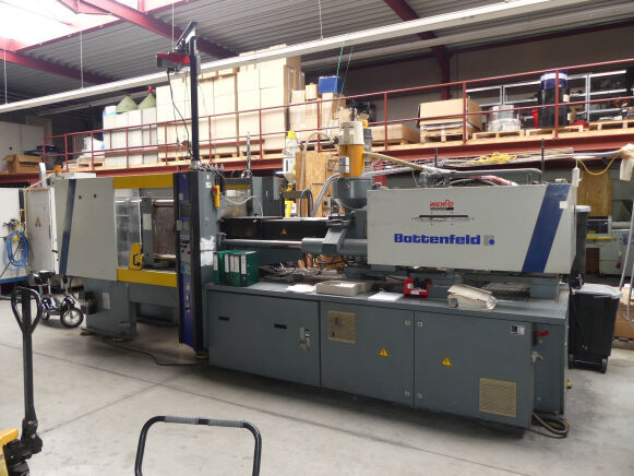 Battenfeld BK-T 1800/1000 Spritzgießmaschine