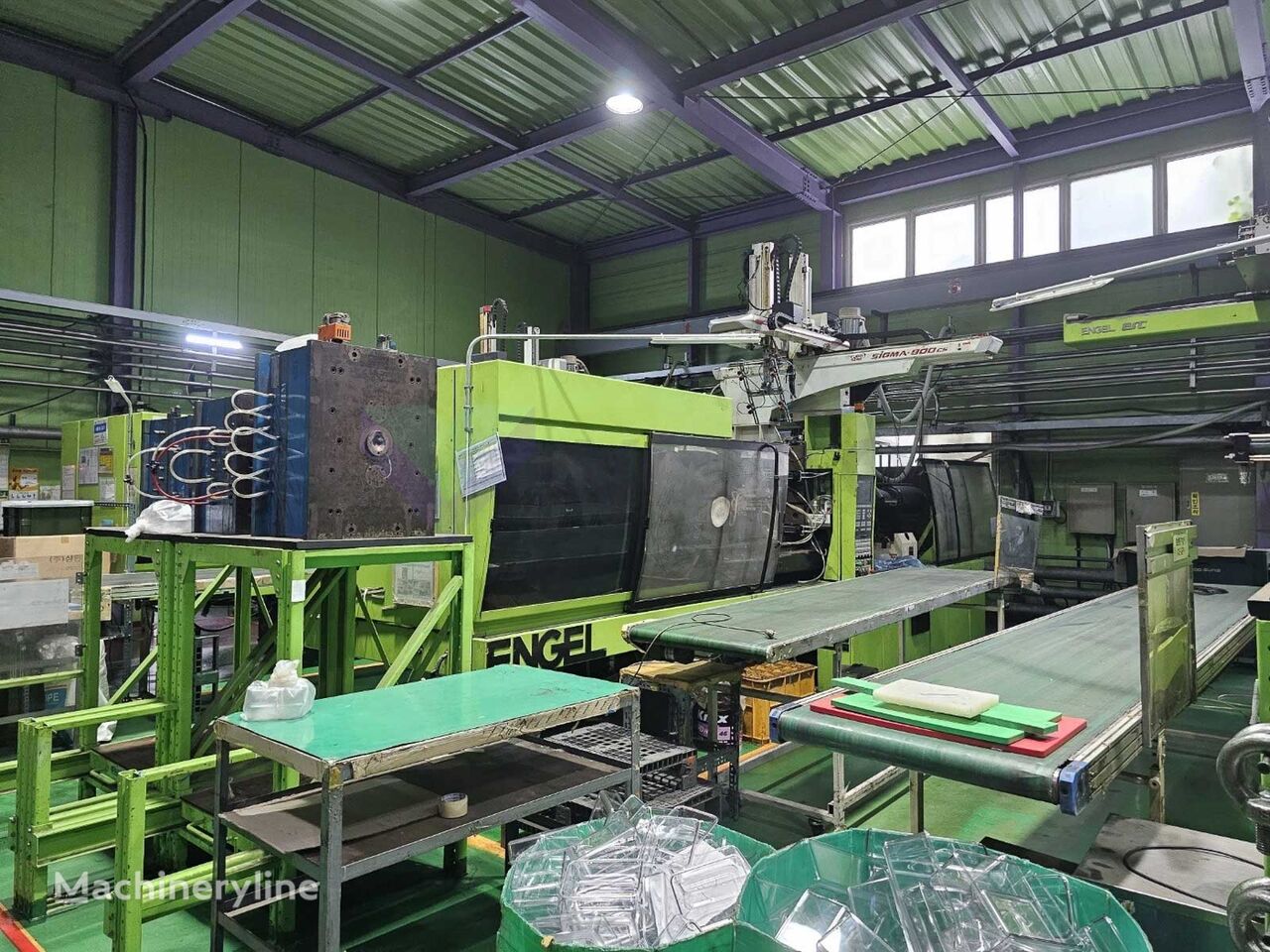 Engel ES 1350 / 300 HL injection moulding machine