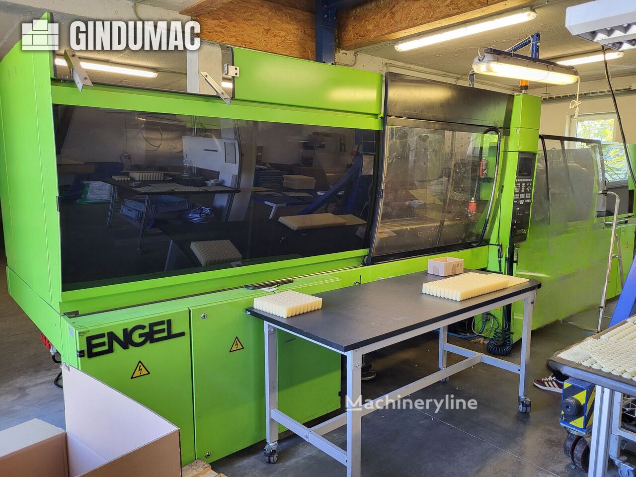Engel ES1800/300HL máquina de moldeo por inyección - Machineryline