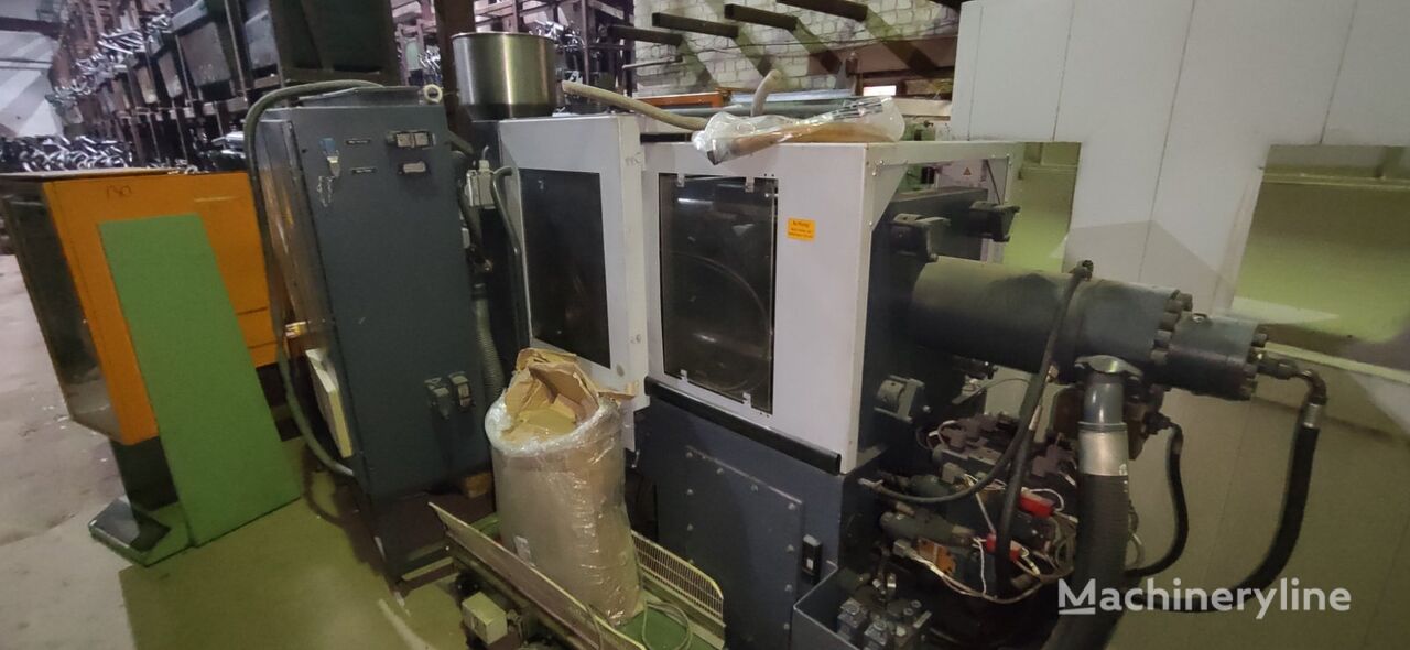 Ferromatik Milacron FX30 injection moulding machine