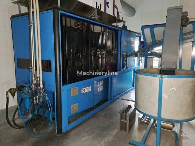 SIPA SF 8-4 injection moulding machine